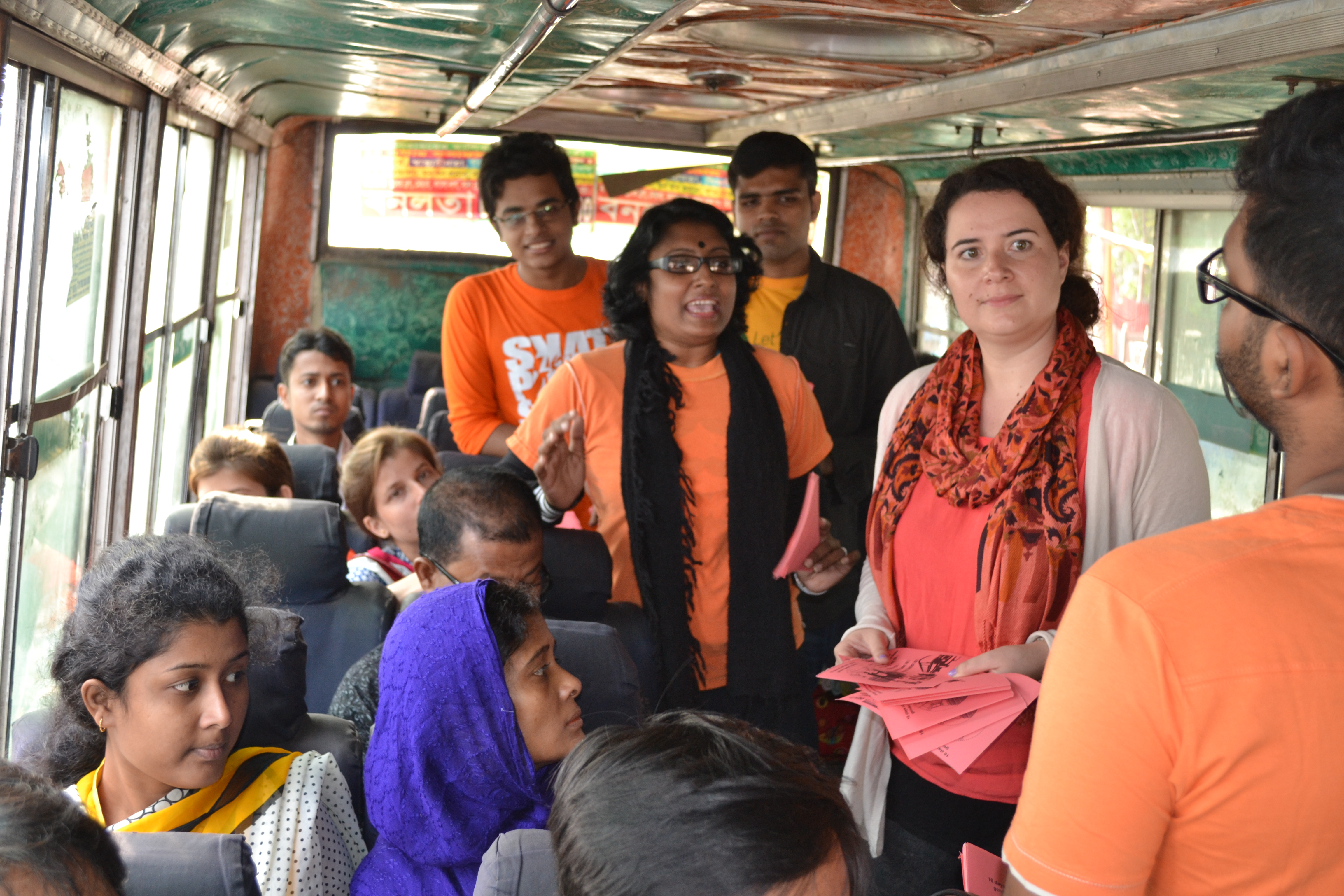 Un Volunteers Ride The Bus Against Gender Based Violence In Bangladesh Unv