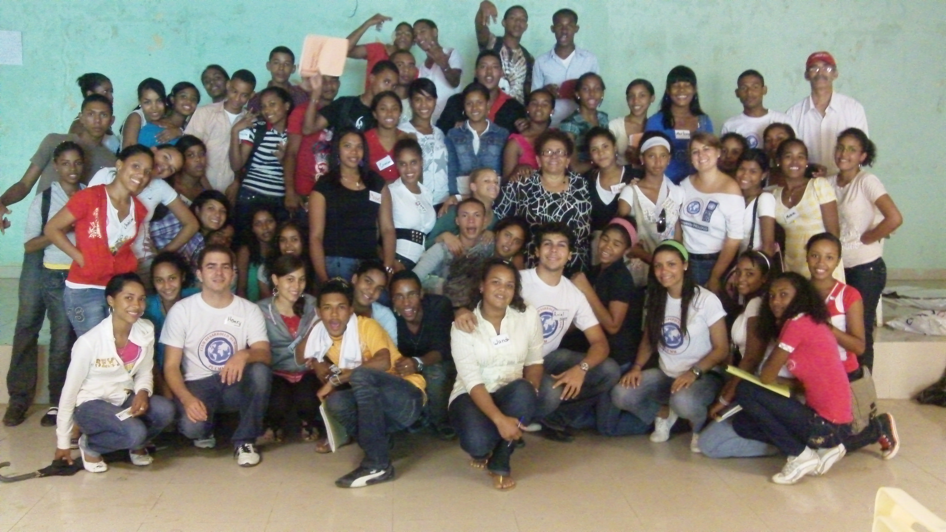 Jóvenes dominicanos promueven valores democráticos | UNV