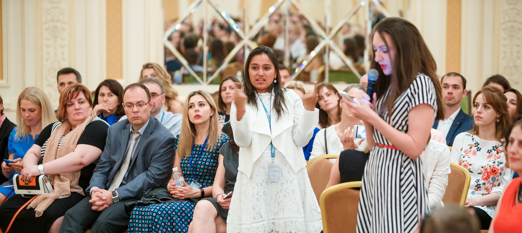 UN Volunteer Rupmani Chhetri (centre, India) addresses UN Secretary-General António Guterres in sign language. Rupmani served as a UN Volunteer Advocacy Specialist for Disabilities in Ukraine. UN Volunteer Rupmani Chhetri (centre, India) addresses UN Secretary-General António Guterres in sign language. Rupmani served as a UN Volunteer Advocacy Specialist for Disabilities in Ukraine.