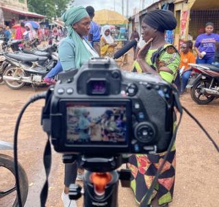 To commemorate World Contraception Day 2022, Young Innovator Fellow Henry Alagbua interviewed the public about contraceptives, while demystifying myths and misconceptions around family planning, in Tamale, northern Ghana.