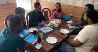 Kriti Thapa, national UN Youth Volunteer, (third from right) in a discussion group with volunteers from Province 2 on how they can volunteer on the pressing issues in their communities.
