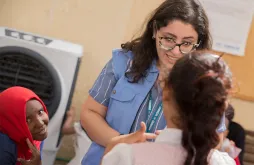 Farah Nasef is a national UN Volunteer Protection Assistant working in child protection with the UN Refugee Agency (UNHCR) in Cairo, Egypt. Farah is supporting children and people of concern with protection issues.