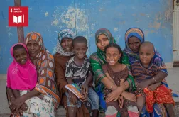 Host community and refugee parents with their children during the first accelerated school readiness programme at Simbile Primary School, Afar region.
