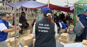 UN Volunteers support communities in Myanmar following the 7.7 earthquake that caused widespread destruction in the Sagaing and Mandalay regions.