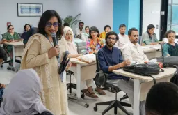 Sonia Mehzabeen, UNV Country Coordinator Bangladesh at a talent outreach and advocacy session in Dhaka.