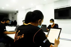 V-Force volunteers in Sri Lanka supporting COVID-19 vaccine cold chain management and distribution.