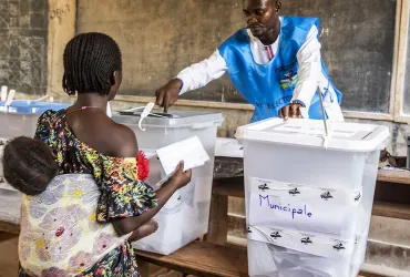 No lids, no election