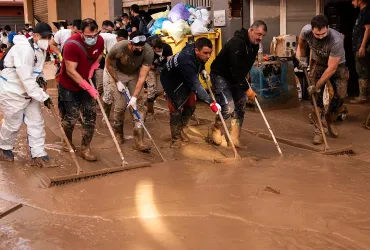 Clearing the way for volunteer action