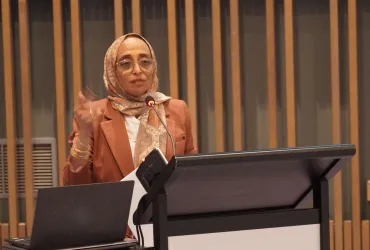 Baha Sharief, UNV Country Coordinator, speaks about the war in Sudan at a regional meeting in Amman.