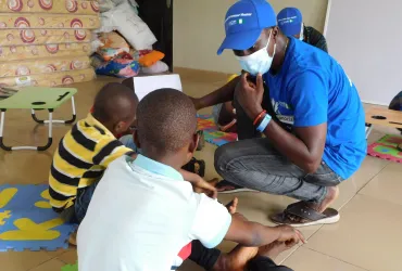 IOM and UN Volunteers’ Mentorship Network empowers returning migrants in Sub-Saharan Africa with guidance, psychosocial support, and stronger community connections.