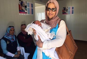 UN Volunteer Saima Khan (Pakistan) at a reproductive health clinic Jordan.