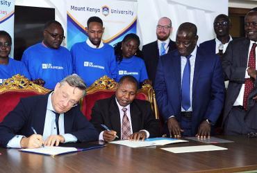 The Memorandum of Understanding was signed between UNV and the Mount Kenya University, with the participation of UNV Executive Coordinator Olivier Adam and Dr Peter G. Kirira, Director of the Mount Kenya University Foundation.