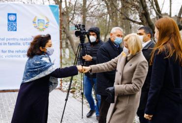Dima Al-Khatib, UNDP Resident Representative in Moldova (left) at the inauguration of a centre for the protection of women suffering from gender-based violence in Gagauzia, supported by UNDP. 