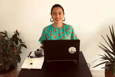 Lea Desgranges, UN Volunteer Governance Programme Analyst at UNDP Senegal, telecommuting due to the COVID-19 pandemic. 