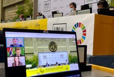 The 5th UN Environment Assembly (UNEA 5) virtual meeting in session with image of the participants through a laptop. 