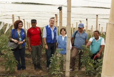 Lita Paparoni, UNV Regional Manager for Latin America and the Caribbean; a former FARC-EP member; Olivier Adam, UNV Executive Coordinator; Jessica Faieta, UN Resident Coordinator a.i.; and two former FARC-EP members